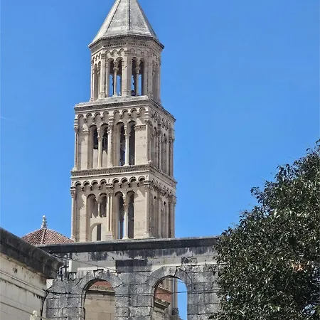 Lejlighed 2024 Newly Renovated Apt-5 Min Walk To Old Town *