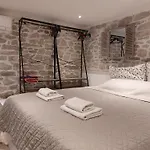 Cozy - 5 Min Walk To Old Town & Bacvice * Split