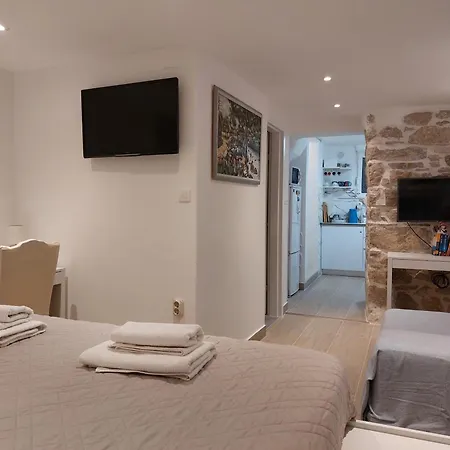 2024 Newly Renovated Apt-5 Min Walk To Old Town