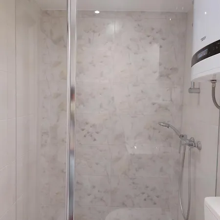 Cozy - 5 Min Walk To Old Town & Bacvice Апартаменты *