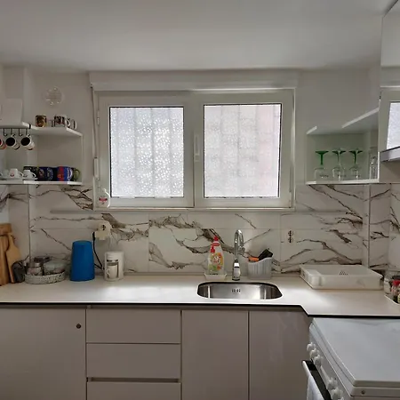 2024 Newly Renovated Apt-5 Min Walk To Old Town Apartment