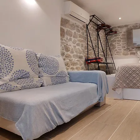 Appartement Cozy - 5 Min Walk To Old Town & Bacvice Split