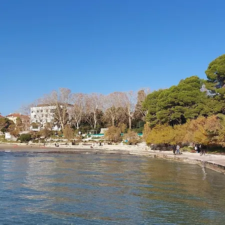 Cozy - 5 Min Walk To Old Town & Bacvice Appartement