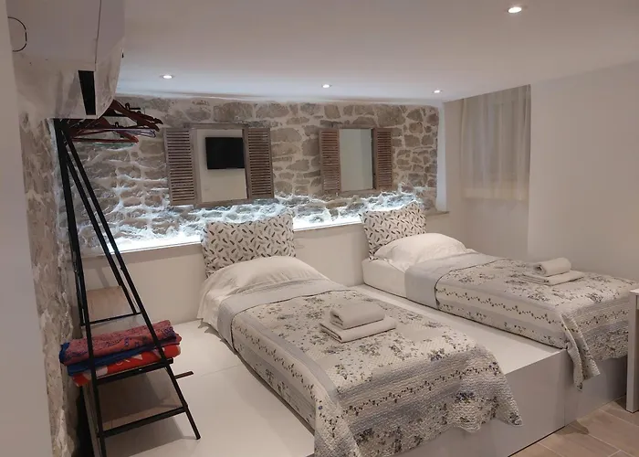 Cozy Apt-5 Min Walk To Old Town & Bacvice Lägenhet Split