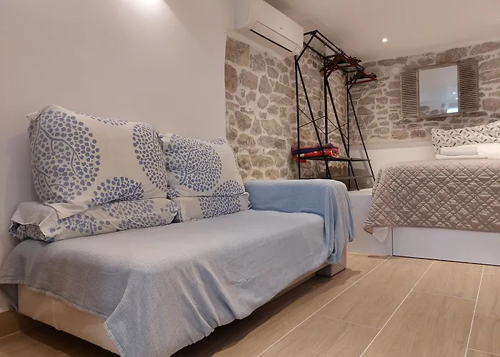 Lägenhet Cozy Apt-5 Min Walk To Old Town & Bacvice Split